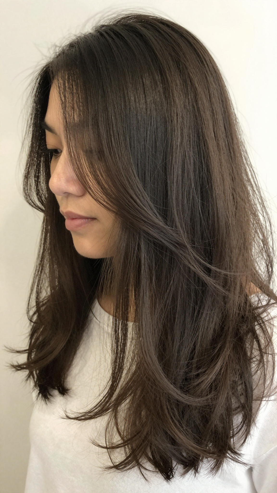 Long bob hairstyle, front view with loose waves framing the face